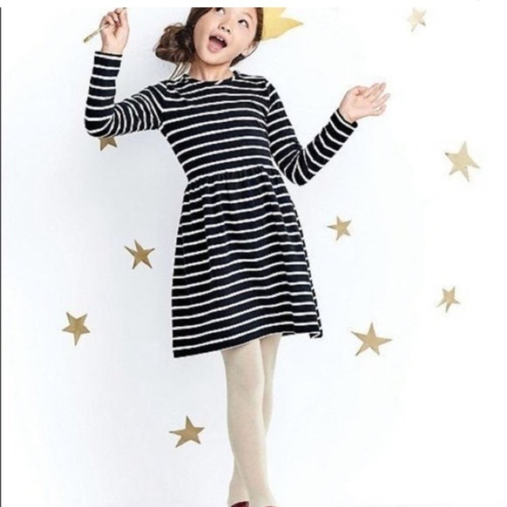 Hanna Andersson 'Elisabet' Dress in BLACK / ECRU STRIPED 8 Girls warm cozy